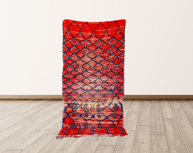 3x7 ft Moroccan vintage tribal rug !