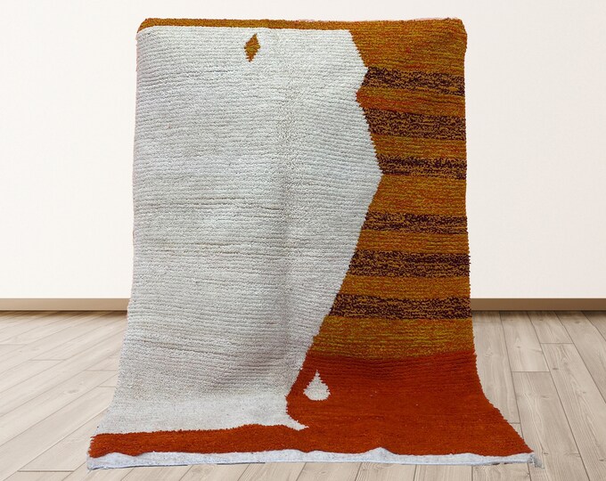 Handmade Moroccan Area Rug: Bohemian Decor Rug.