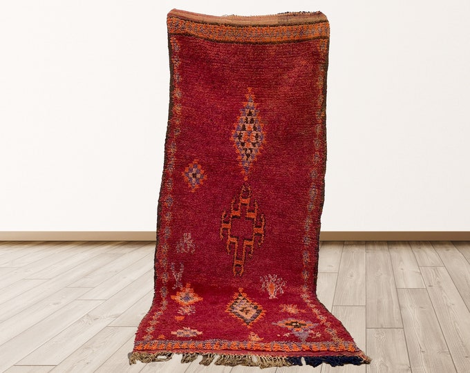 3x9 ft Tribal Moroccan Vintage rug, Vintage Moroccan Berber rug.