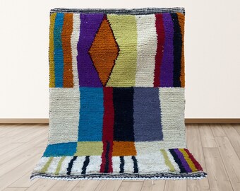 Handwoven Moroccan Berber Rug: Authentic Tribal Decor