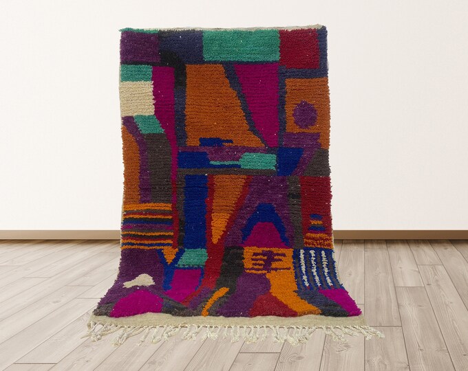 Moroccan Handwoven Rug: Cozy and Stylish Home Decor.