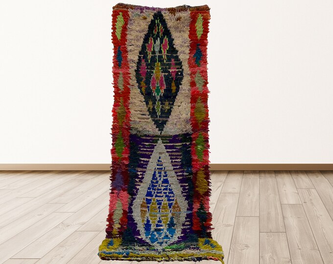 3x6 feet tribal Moroccan vintage rug.