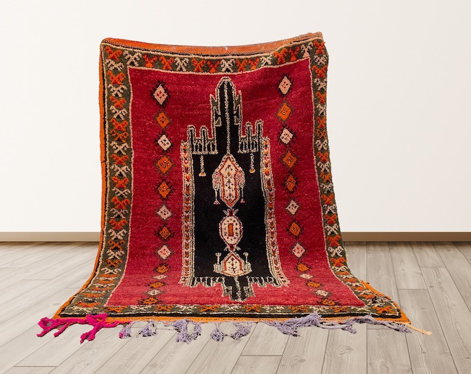 4x6 ft Area Rugs, For Bedroom, berber Vintage Rug.