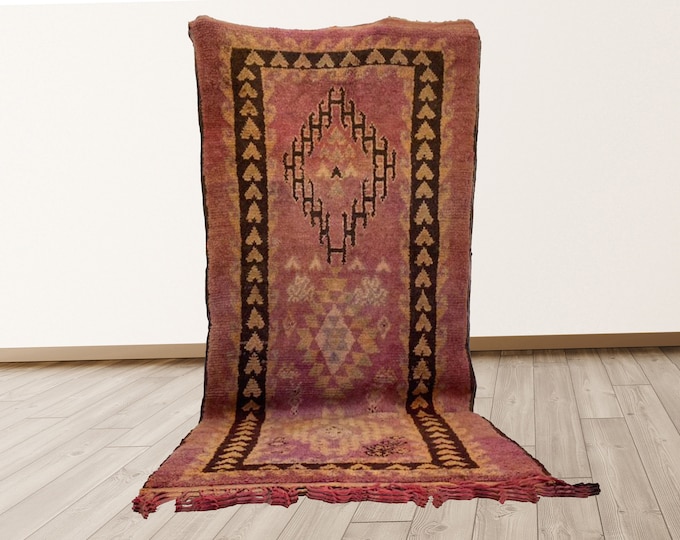 Shag 5x10 feet Area Moroccan Berber Vintage Rugs, Morrocan Azilal Berber Vintage rug,