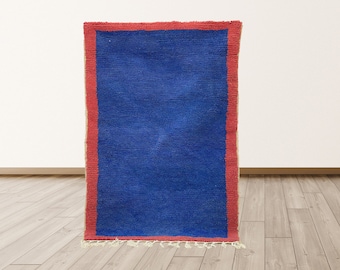 Bordered Moroccan rug: handmade wool Solid blue rug!