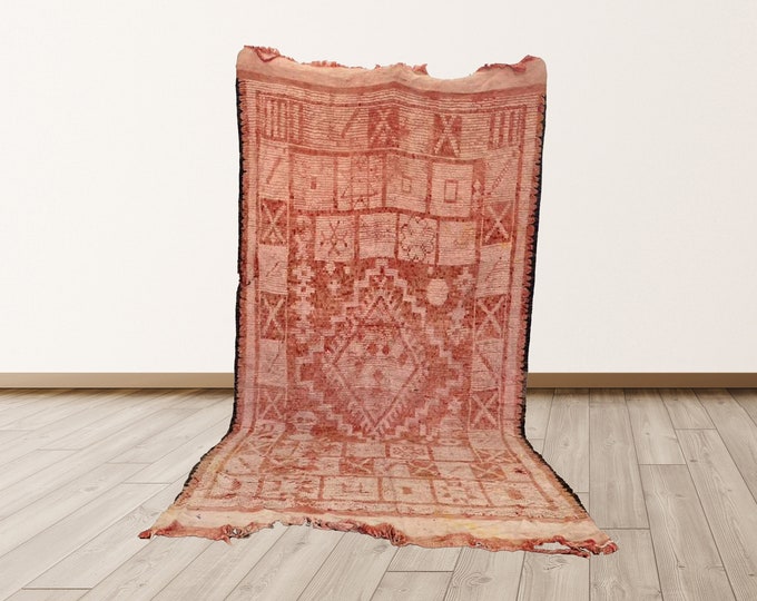 5x10 feet Wool Berber Moroccan Vintage Rug, Azilal Berber Vintage Rug.
