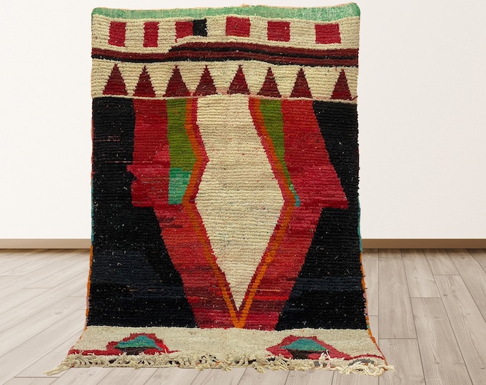 Moroccan Handmade Area Rug: Unique Boho Chic Decor.