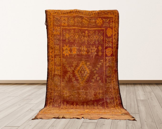 Morrocan 5x10 ft Vintage rug, moroccan Azilal berber rug, vintage moroccan rugs.