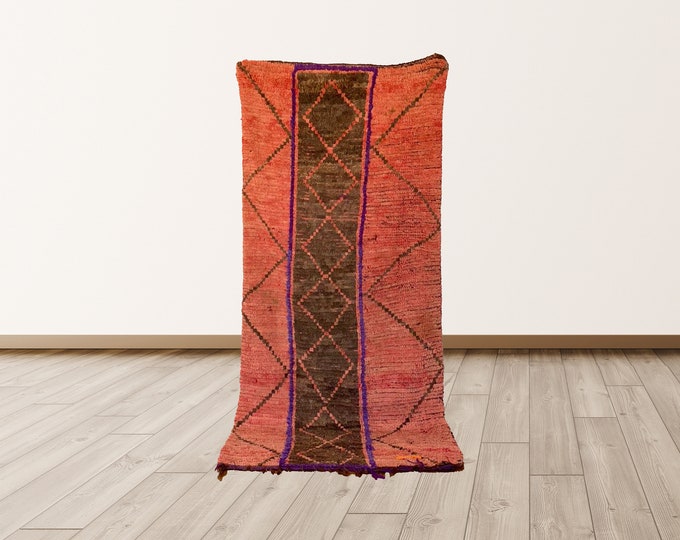 3x8 Moroccan Berber area rug , Moroccan vintage rug!