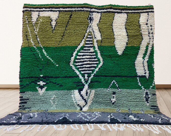 Moroccan Wool Area Rug: Handmade Custom Berber Design.