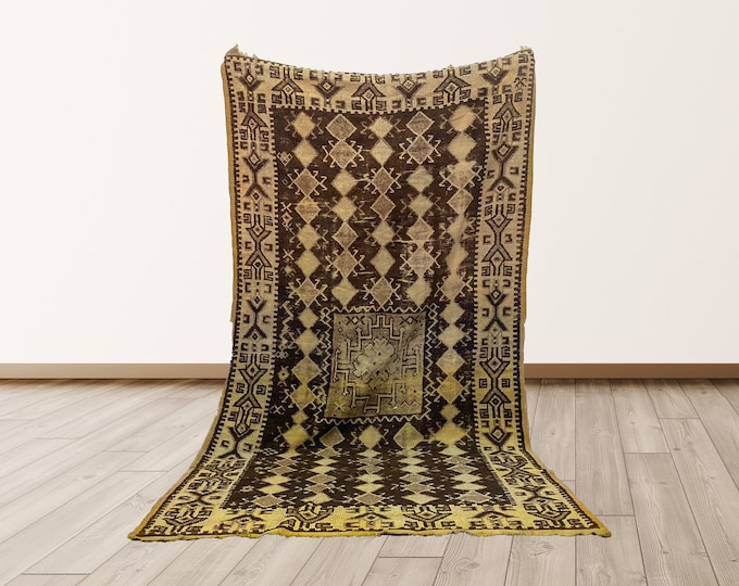 Morrocan Rug, 5x9 ft Vintage Rug, Moroccan Decor Rug.