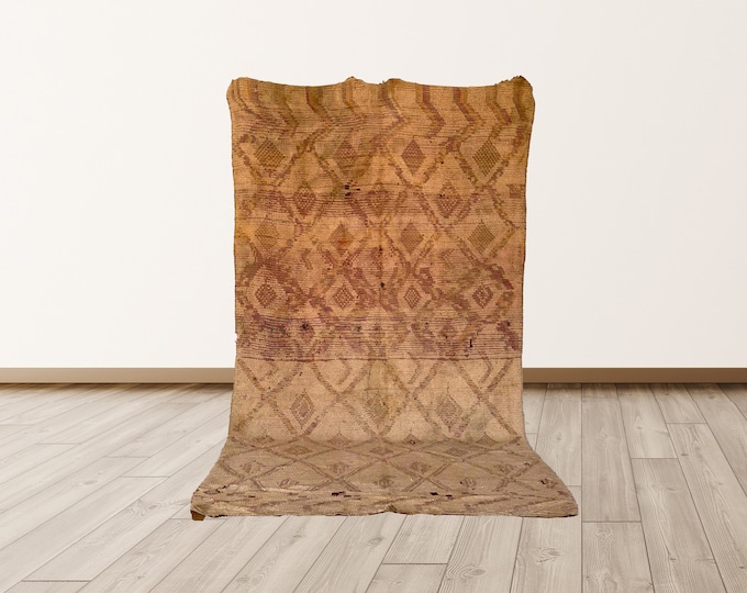 Moroccan large 6x10 ft rug , Moroccan vintage rug!