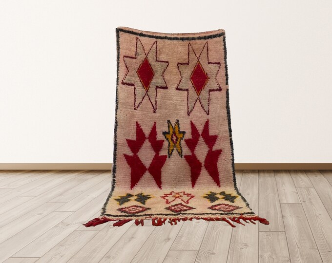 Boho 3x5 ft Bedroom Vintage Moroccan Berber rug.