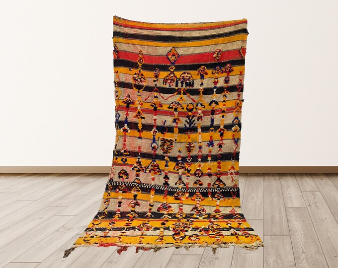 5X8 FT Bohemian Vintage Rug, moroccan rug, Soft Wool red Rug.