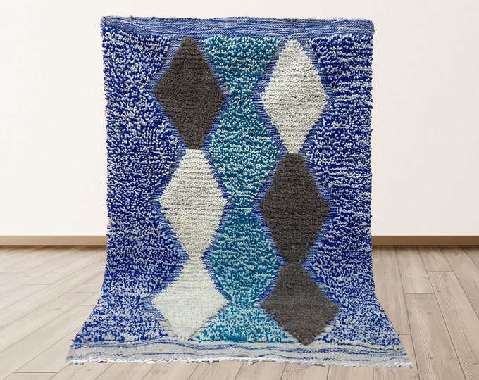 Handmade Moroccan Diamond Rug: Boho Custom Area Rug.