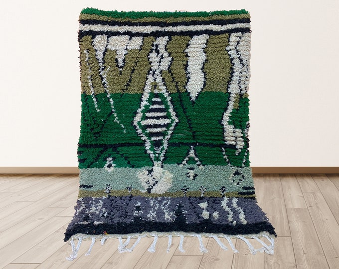 Handmade Custom Moroccan Wool Area Rug: Personalized Home Decor.
