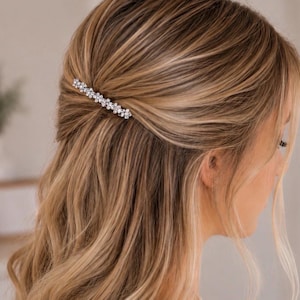 Crystal Flower Hair Barrette: Emerald Green Accent Clip (2.20 inch)