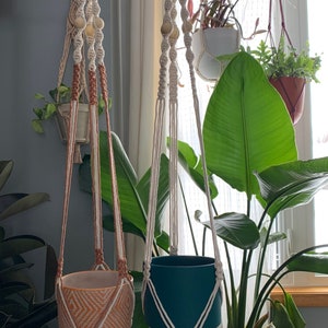 Macramé plant hanger | long plant hanger | plant lover gifts | boho plant hanger | two-toned plant hanger