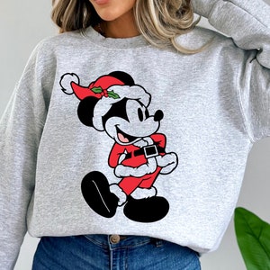 Disney Weihnachten Mickey Santa Sweatshirt | Weiße und Graue Sweatshirts mit Rundhalsausschnitt | Hergestellt von DTG