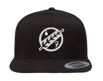Chapeaux Mandaloriens à écusson | Brodé sur une casquette Flex Fit, une casquette plate snapback, une casquette « papa » ou un bonnet