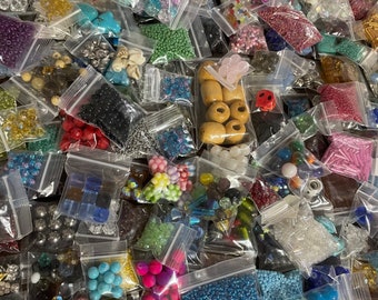 15 or 40 bags of *NEW* Beads Mixed Fun Lot Great Starter Kit Huge Variety