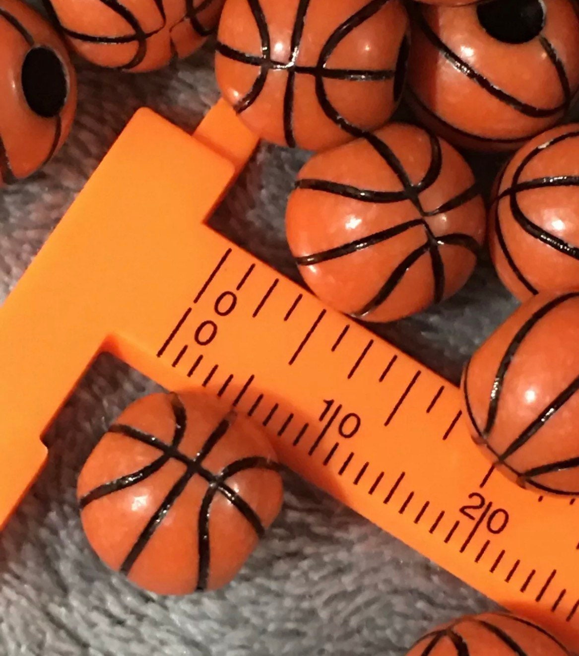 New 25 Pcs Basketball Bead Lot Beads 10mm plastic/acrylic Free Etsy