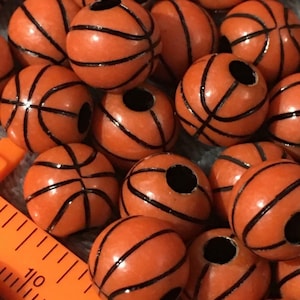 New 30 Pcs Basketball Bead Lot Beads 10mm plastic/acrylic