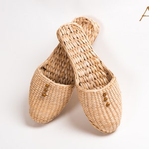 Womens Mens Unisex Hand Woven Natural Straw Slippers