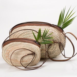 Bolsa de mimbre ovalada