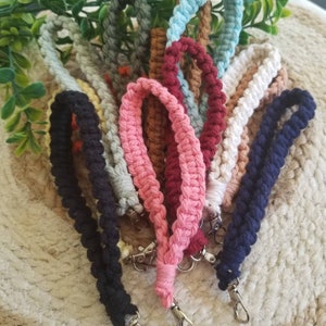 Boho Macrame Wristlet- Boho Keychain Gift For Her- Handmade Macrame Keychain