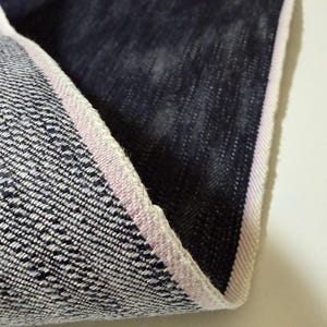 Sällsynt! 473 g ojämnt färgad slubdenim med vit kant, japanskt denimtyg bild 4