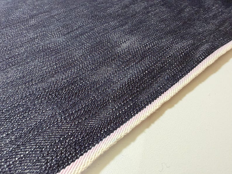 Sällsynt! 473 g ojämnt färgad slubdenim med vit kant, japanskt denimtyg bild 3