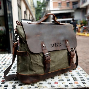 Personalized Waxed Canvas Messenger Bag Men Satchel Briefcase Vintage Crossbody Bag Canvas Shoulder Bag Laptop Bag Unique Groomsmen Gifts