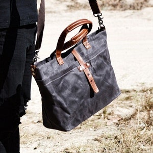Large Capacity Waxed Canvas Tote, Unisex Crossbody Bag, Shopping Bag, Shoulder Bag, Resusable Tote Bag with Outside Pocket, Handbag Women