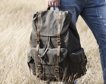 classic canvas backpack