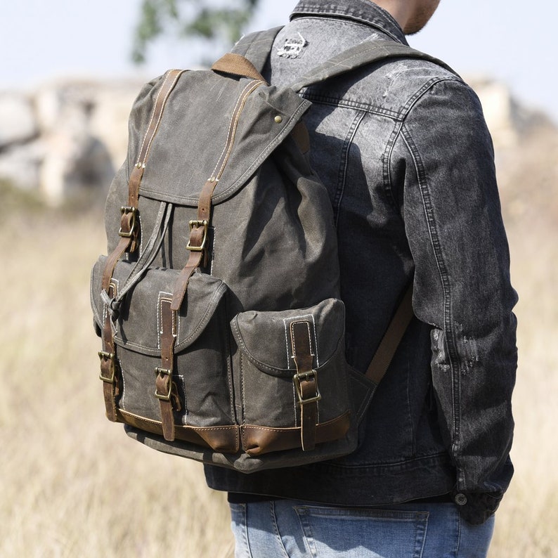 Waxed Canvas School Backpack Large Waterproof Travel Backpack Hiking Rucksack 15.6/'/' Laptop Backpack Unisex Daily Backpack Christmas Gift