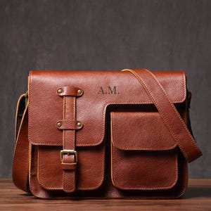 Personalisierte Umhängetasche aus echtem Leder, Leder Umhängetasche Herren, Leder Umhängetasche, Crossbody Tasche, Abschlussgeschenke, Geschenke für Männer