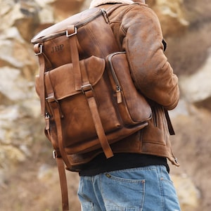 Distressed Leather Backpack, Mens Leather Backpack, Leather Rucksack, Travel Backpack, Oversized Backpack, Unisex Backpack, Weekend Holdall