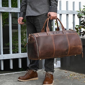 Personalized Carry-on Garment Bag, Convertible Mens Suit Travel Duffle Bag, Duffel Bag with Shoe Pouch, Groomsmen Gift, Unique Gift for Him