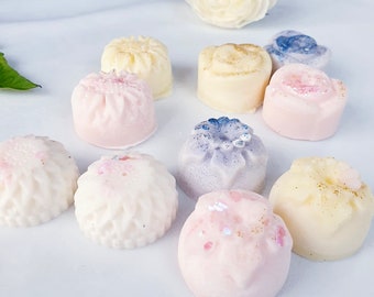 Handmade Flower Wax Melts: Highly Scented, Vegan Friendly (6 x melts, 35g)