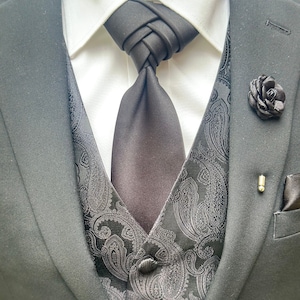 Fishbone Knot Necktie: Pre-tied Wedding Groomsmen Tie