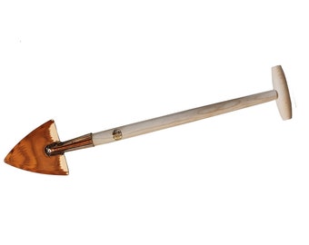 PKS Small Copper Pointed Spade "Carina" copper garden tool
