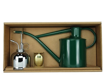 Haws Indoor Watering Can Watering Can Green with Nickel Plant Sprayer in Gift - Set The Rowley Ripple - Two Pint