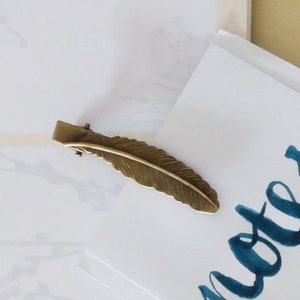 Clip Bronze Feather image 3