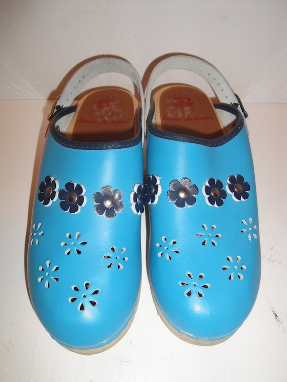 hanna andersson clog boots