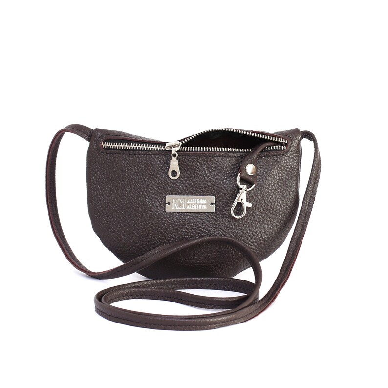 round cross bag