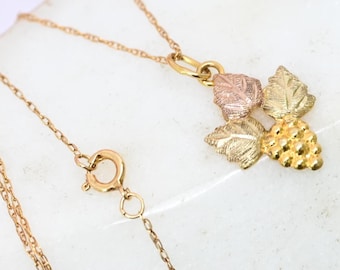 Vintage 10k Black Hills Gold Grape Leaf Pendant Necklace by Landstroms