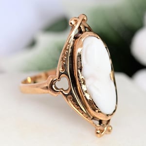 Art Nouveau cameo ring 10k gold Size 5 navette trefoil design