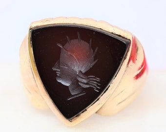 Vintage 10k gold ring Size 9.25 S Carved carnelian intaglio Men's Roman soldier ring mid century triangle shaped fine jewelry gift for him