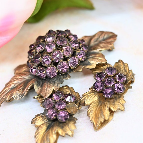 Sparkling vintage brooch dress clip set amethyst … - image 1